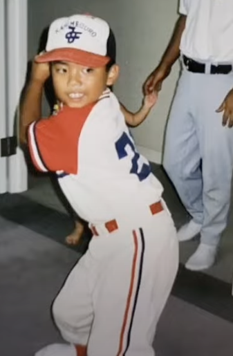 青木歌音　男時代　昔　卒アル　画像
小学生　性分化疾患